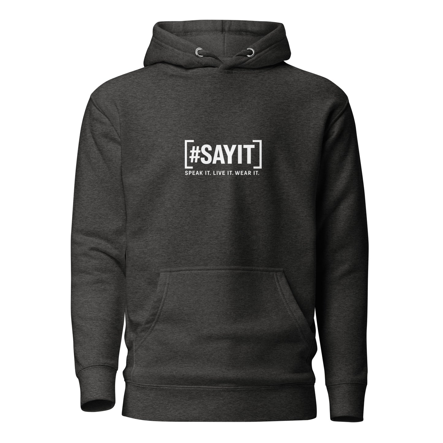Hoodie avec le slogan #SAYIT imprimé à l’avant et un cœur blanc dans le dos. Coupe streetwear, capuche à trois panneaux et poche frontale. Un vêtement affirmé pour exprimer sa vérité avec style.