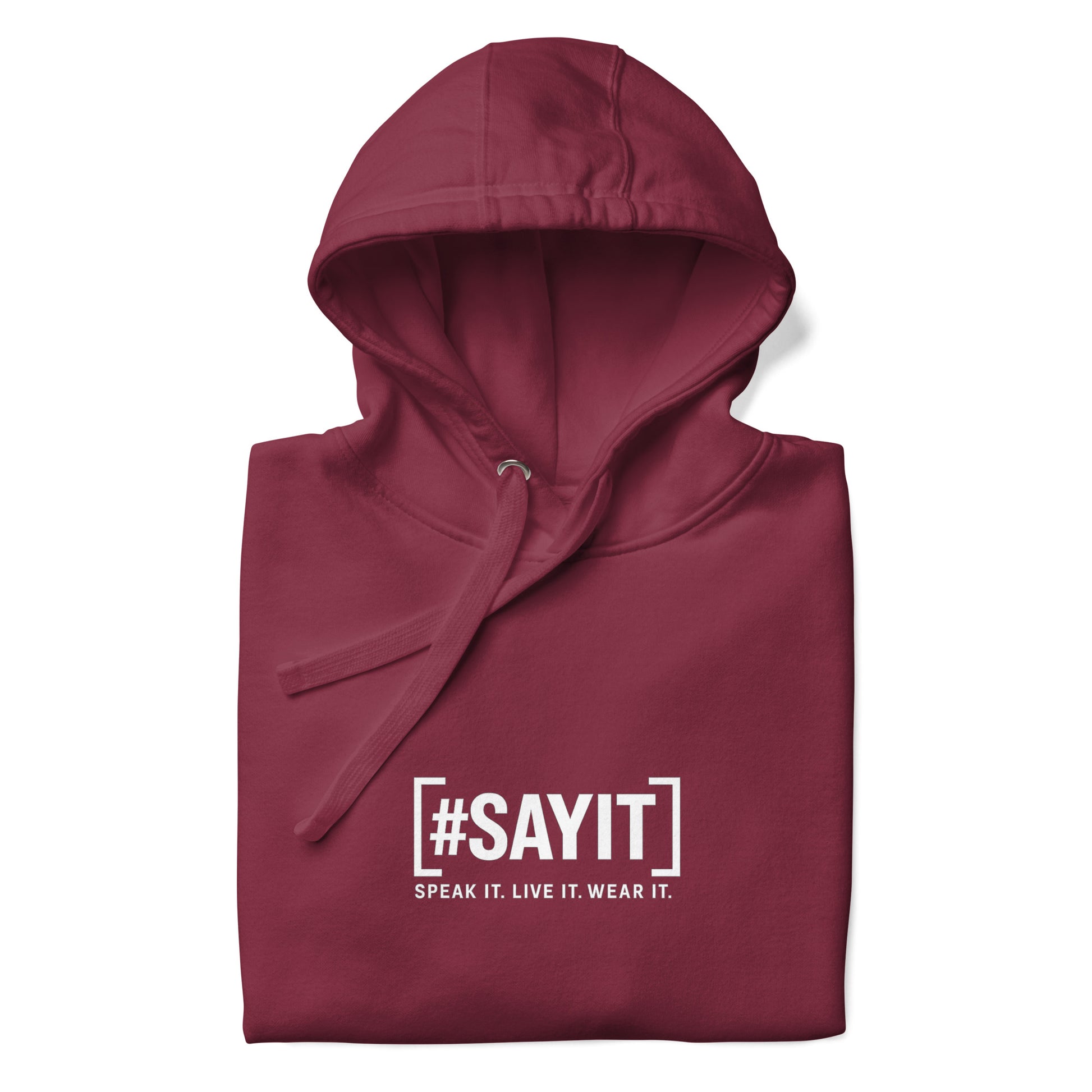 Hoodie avec le slogan #SAYIT imprimé à l’avant et un cœur blanc dans le dos. Coupe streetwear, capuche à trois panneaux et poche frontale. Un vêtement affirmé pour exprimer sa vérité avec style.
